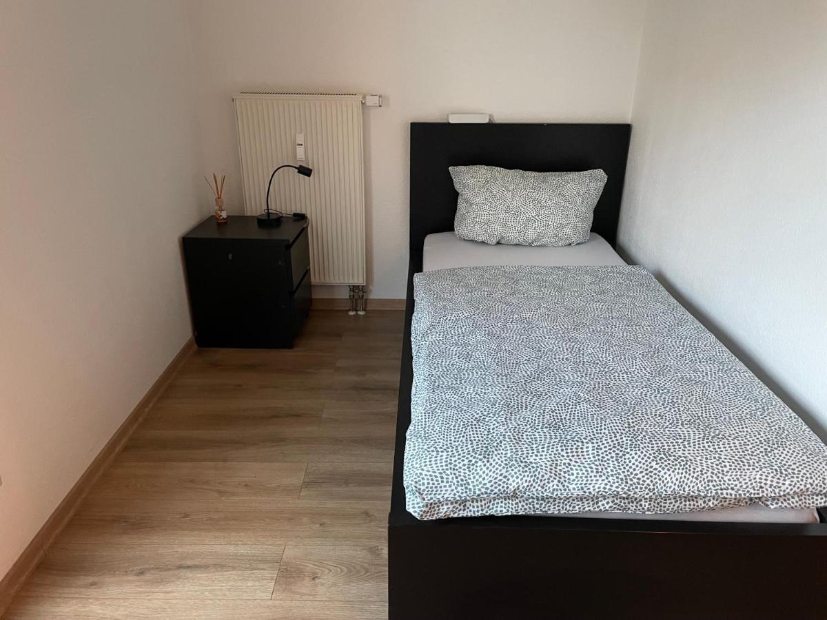 Ferienwohnung Mit 2 Zimmer, Kueche, Bad, In Saarbrücken Zewnętrze zdjęcie